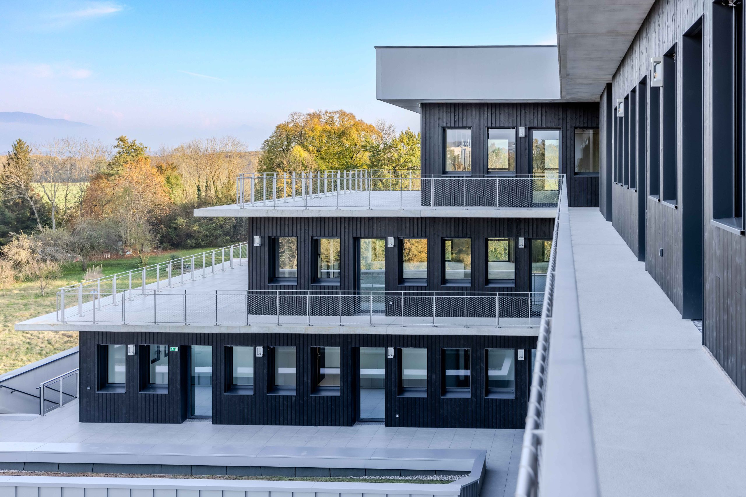 Bâtiment bas carbone raccordé à la géothermie de surface par Celsius Energy